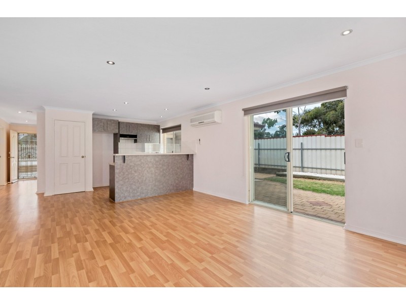 2/115  Kesters Road, Para Hills West SA 5096