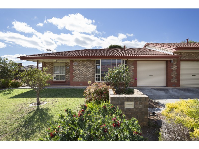 1/4 Whitmore Street, Redwood Park SA 5097