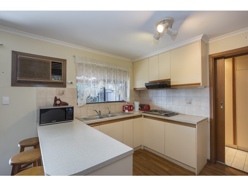 1/4 Whitmore Street, Redwood Park SA 5097