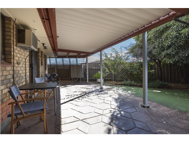 1/4 Whitmore Street, Redwood Park SA 5097