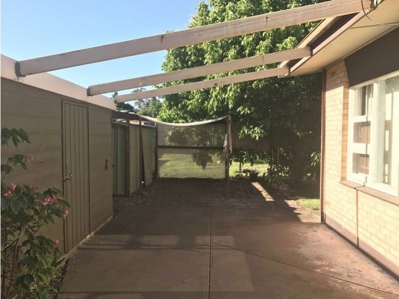 205 Wright Road, Valley View SA 5093