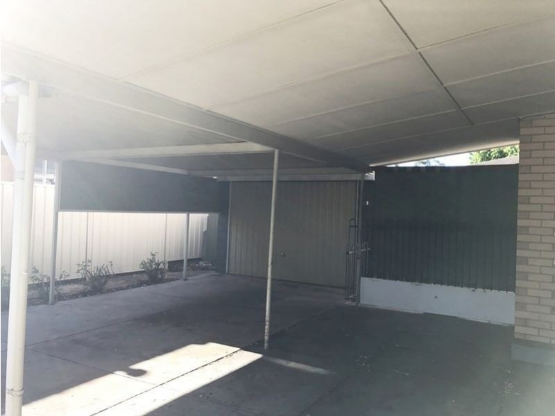 205 Wright Road, Valley View SA 5093