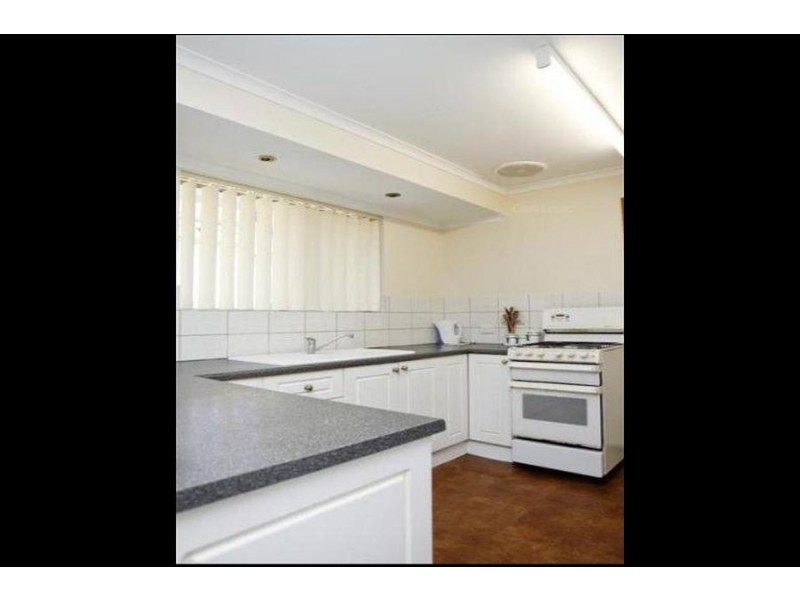 8 Phoebe Avenue, Modbury Heights SA 5092