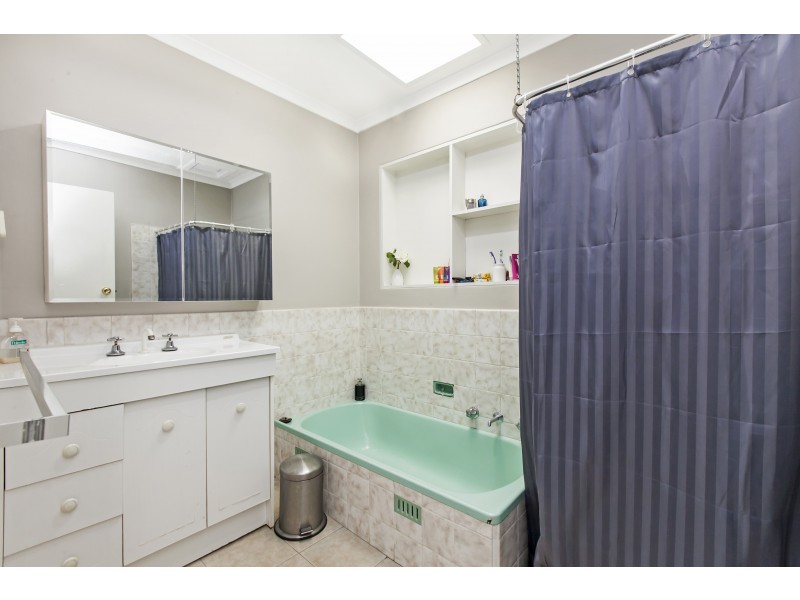 13 Highland Drive, Ridgehaven SA 5097