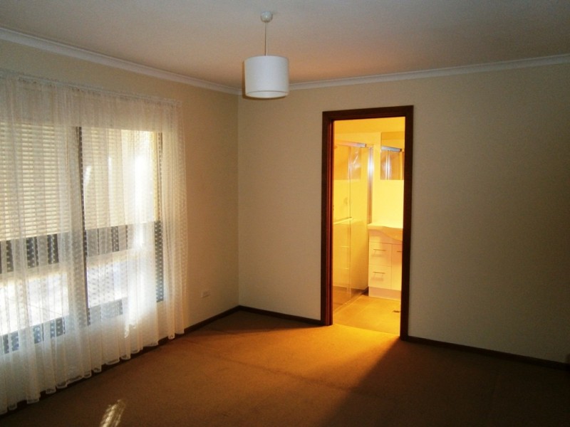 42  Bendigo Crescent, Modbury SA 5092