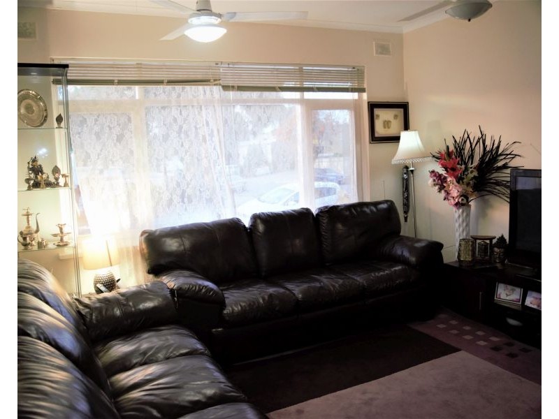 15 Dewer Avenue, Ridgehaven SA 5097
