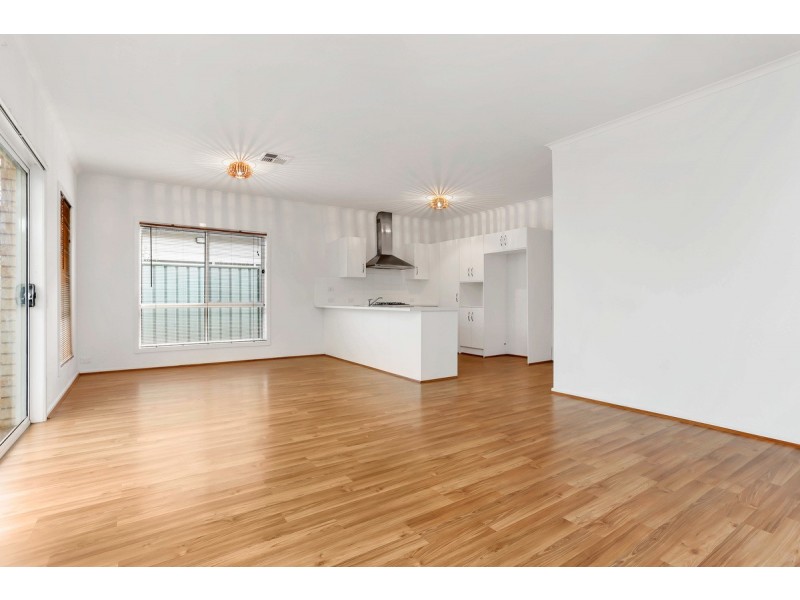 15 Mapleton Circuit, Mawson Lakes SA 5095