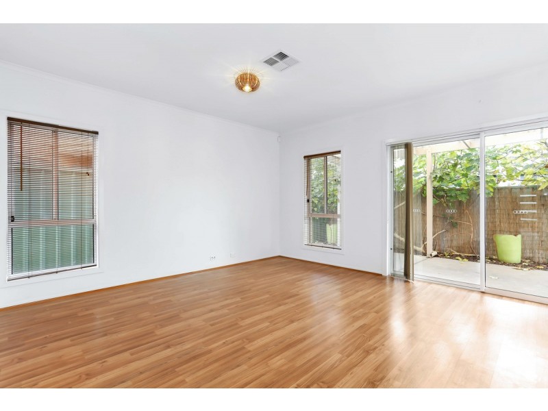 15 Mapleton Circuit, Mawson Lakes SA 5095