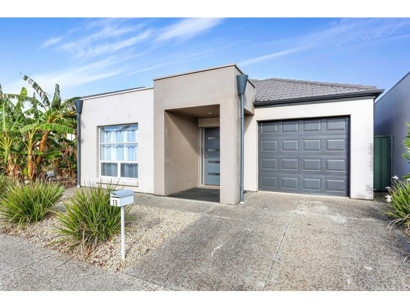 15 Mapleton Circuit, Mawson Lakes SA 5095