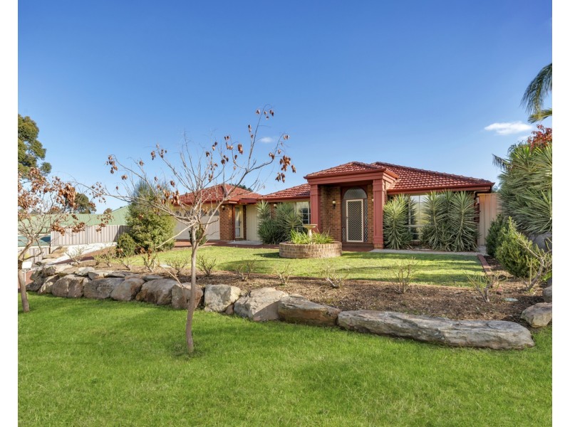 3 Greenfinch Court, Wynn Vale SA 5127