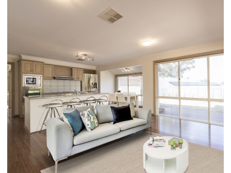 3 Greenfinch Court, Wynn Vale SA 5127