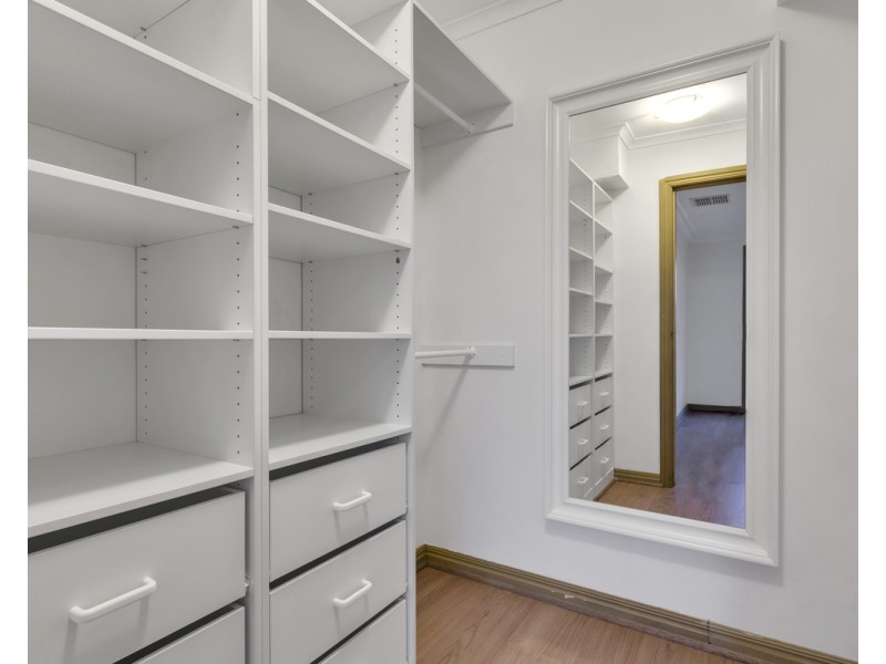 3 Greenfinch Court, Wynn Vale SA 5127