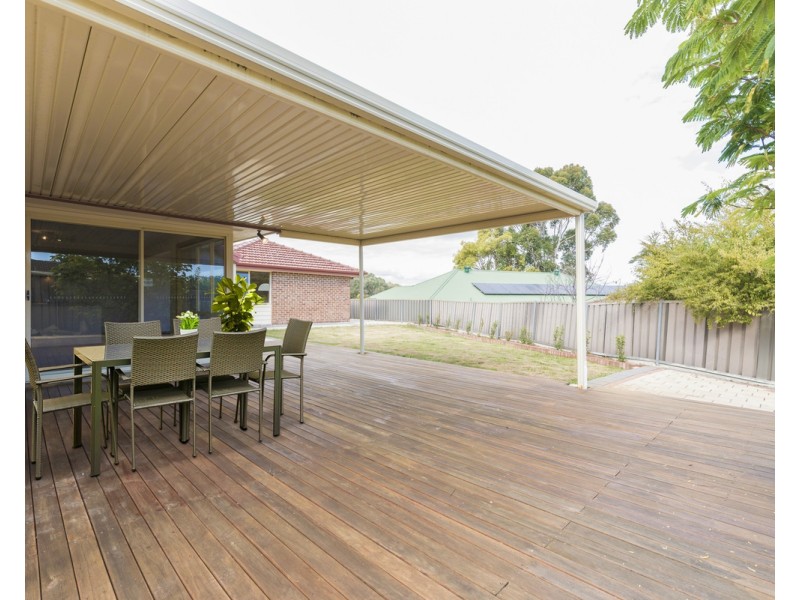 3 Greenfinch Court, Wynn Vale SA 5127