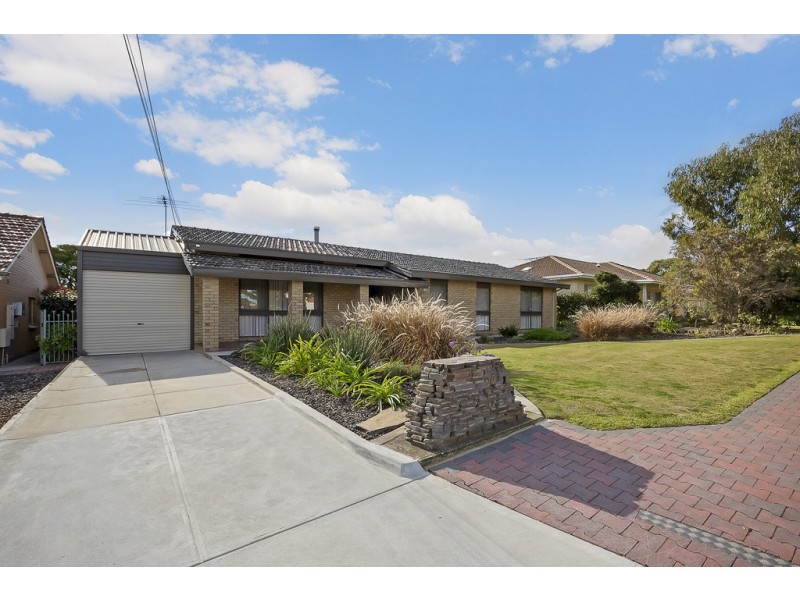 14 Demaret Avenue, Fairview Park SA 5126
