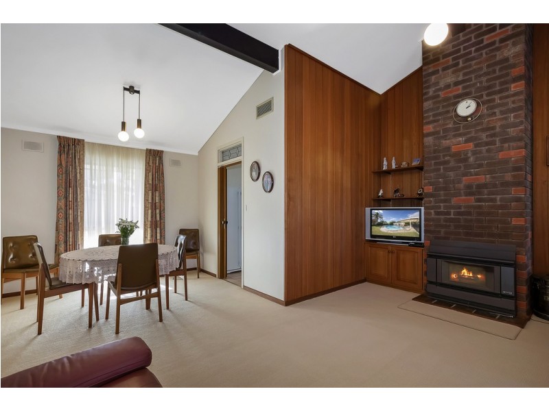 14 Demaret Avenue, Fairview Park SA 5126