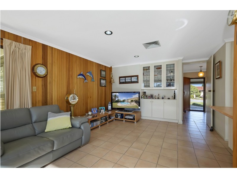 14 Demaret Avenue, Fairview Park SA 5126