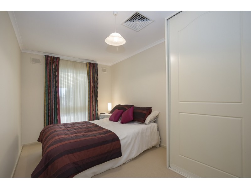 14 Demaret Avenue, Fairview Park SA 5126