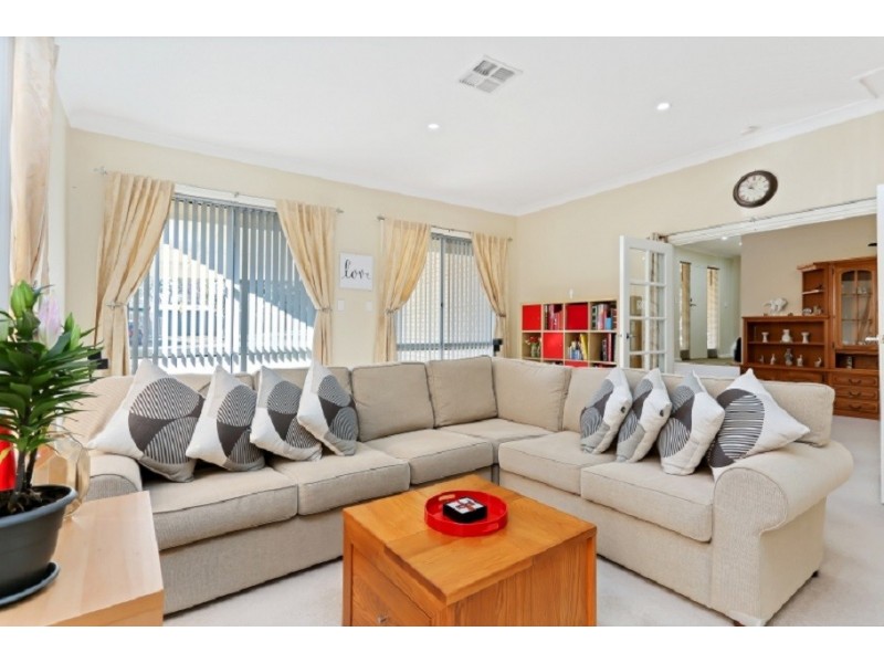 42 Littler Drive, Fairview Park SA 5126