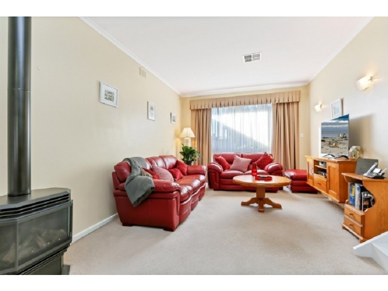 42 Littler Drive, Fairview Park SA 5126