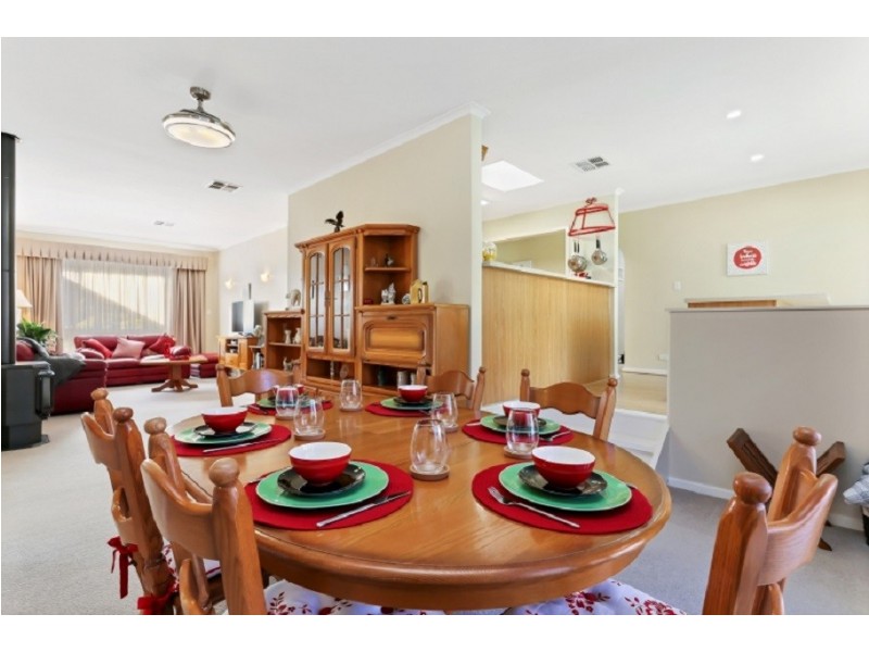 42 Littler Drive, Fairview Park SA 5126