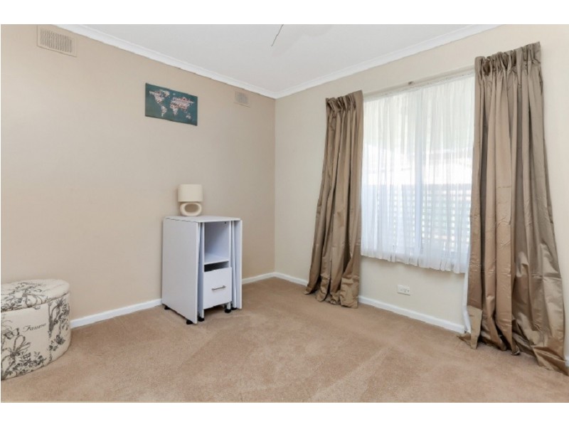 42 Littler Drive, Fairview Park SA 5126