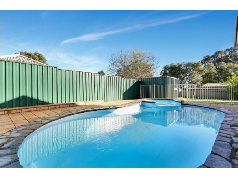 42 Littler Drive, Fairview Park SA 5126