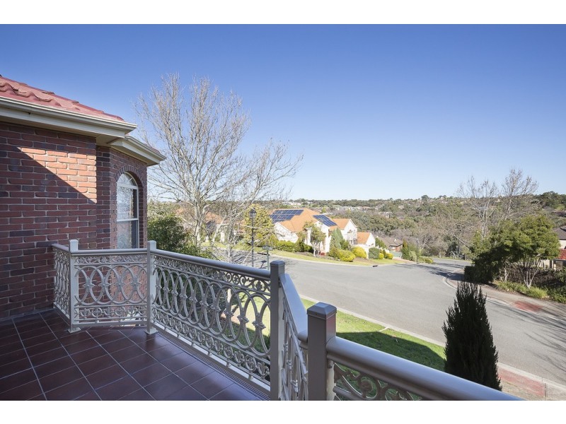 11 Rochester Crescent, Golden Grove SA 5125