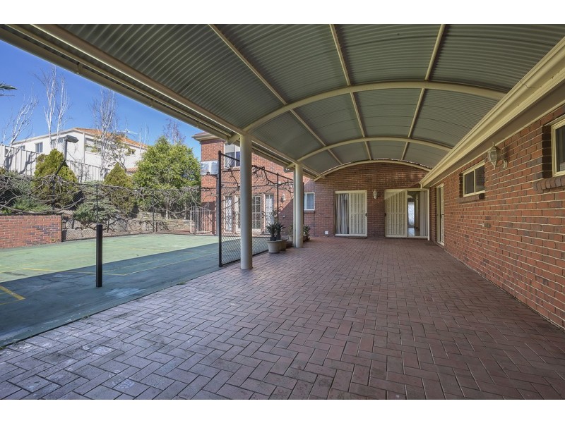 11 Rochester Crescent, Golden Grove SA 5125