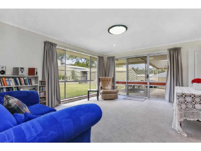 19 Hoylake Crescent, Fairview Park SA 5126