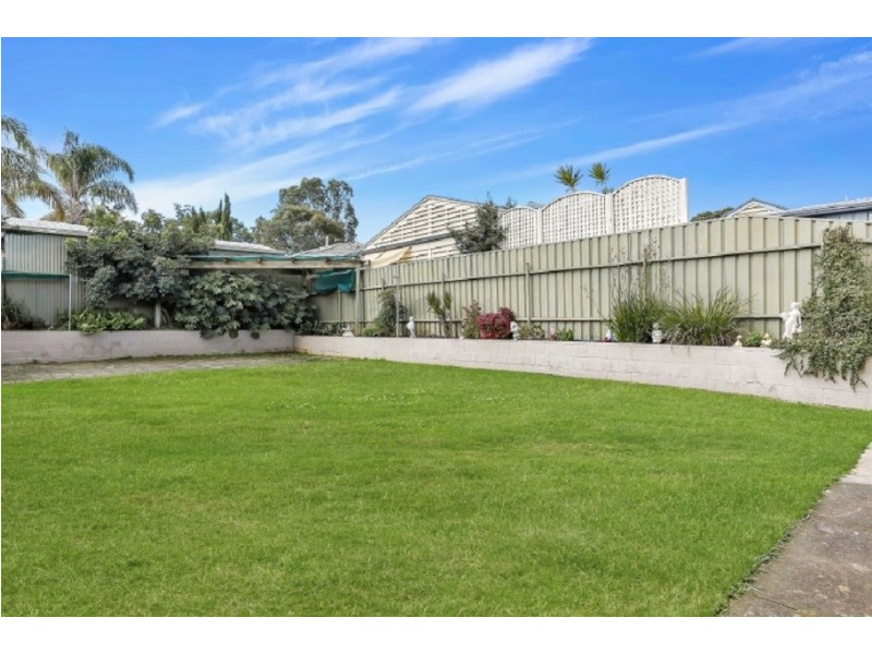 19 Hoylake Crescent, Fairview Park SA 5126