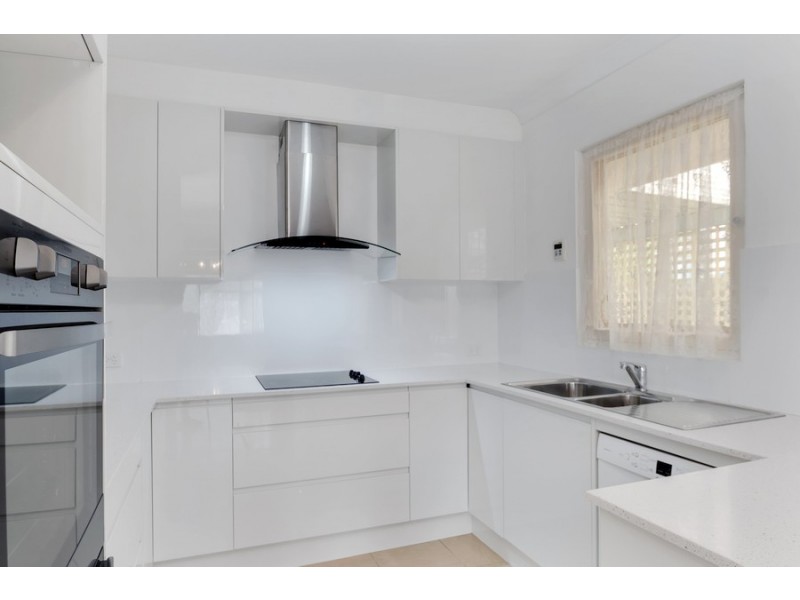 33 The Driveway, Holden Hill SA 5088