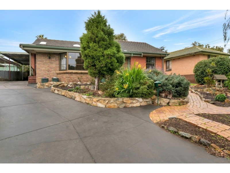 15 Heather Drive, Ridgehaven SA 5097