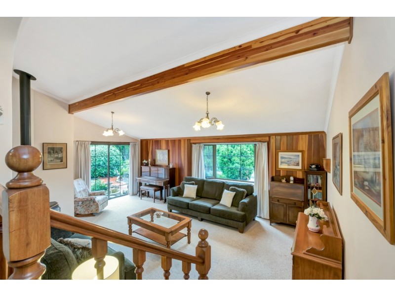 15 Heather Drive, Ridgehaven SA 5097