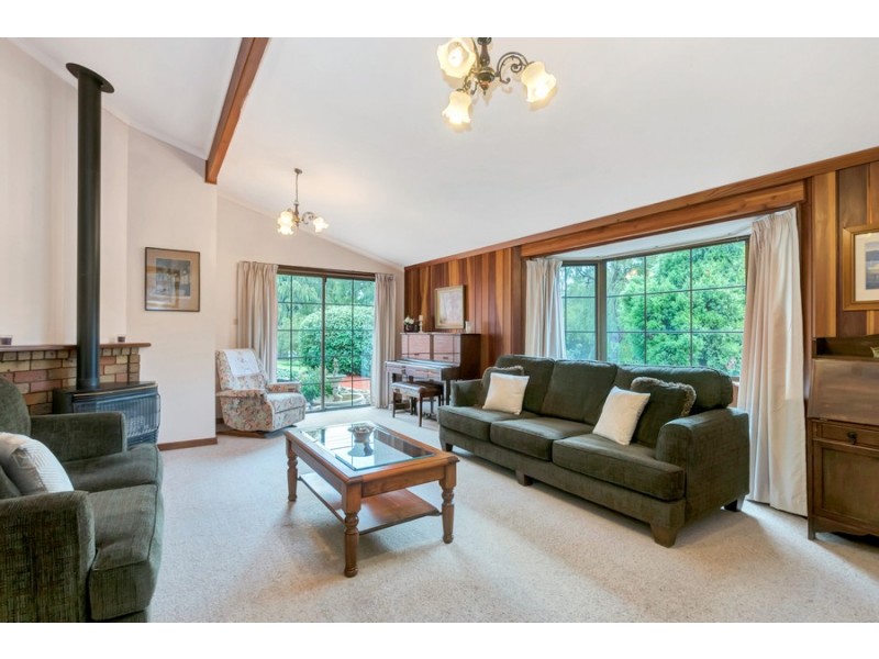 15 Heather Drive, Ridgehaven SA 5097