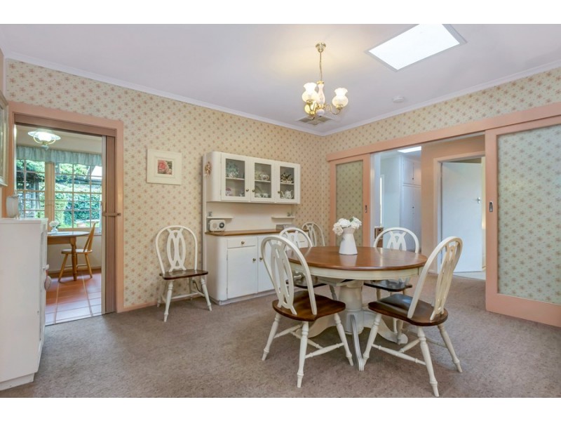 15 Heather Drive, Ridgehaven SA 5097