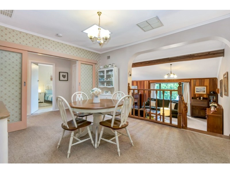 15 Heather Drive, Ridgehaven SA 5097