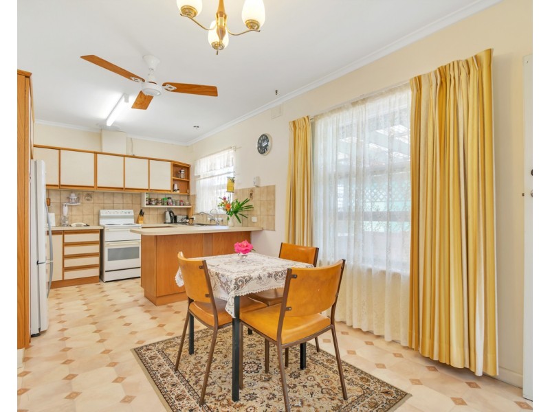 14 Euroa Avenue, Banksia Park SA 5091