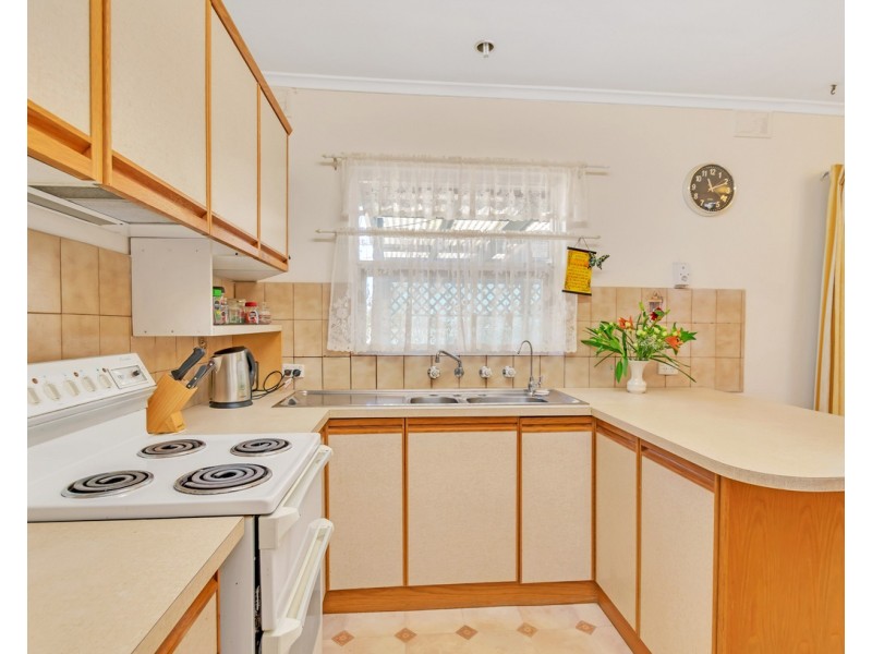 14 Euroa Avenue, Banksia Park SA 5091