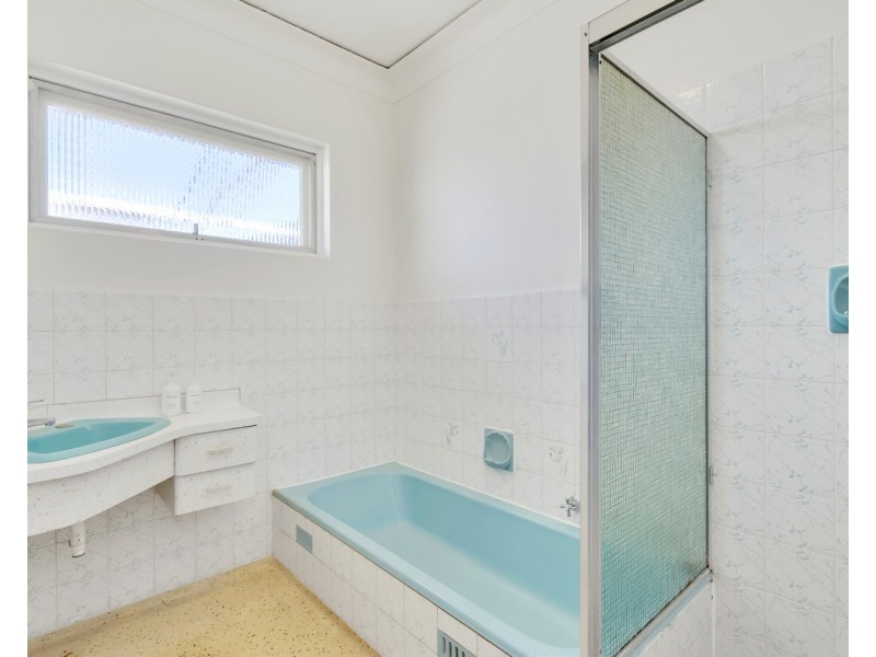 14 Euroa Avenue, Banksia Park SA 5091