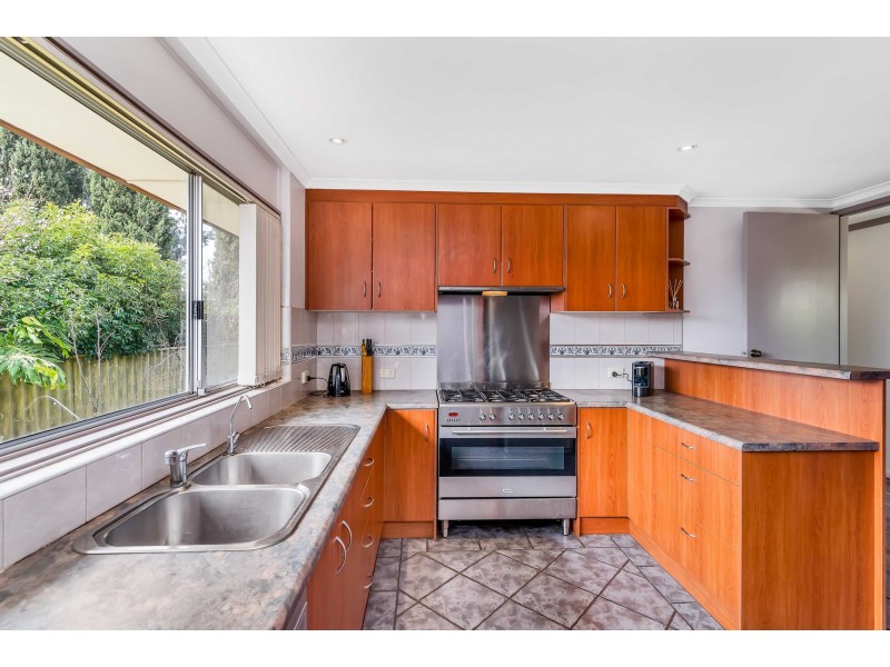 4 Moonyan Street, Surrey Downs SA 5126