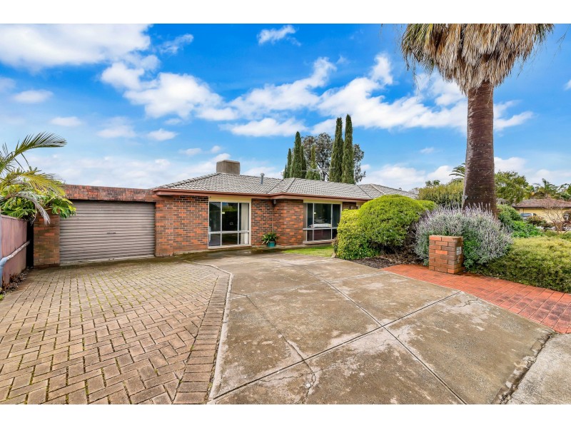 4 Moonyan Street, Surrey Downs SA 5126