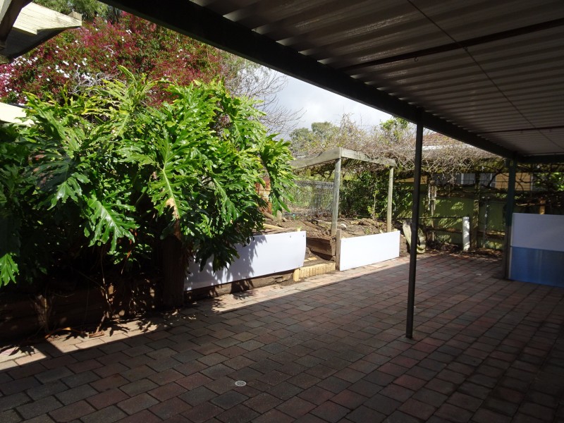 5 Cremin Street, Fairview Park SA 5126