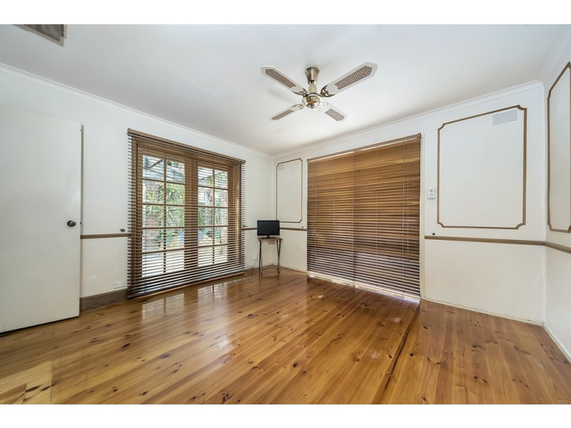 8 Burton Street, Modbury SA 5092