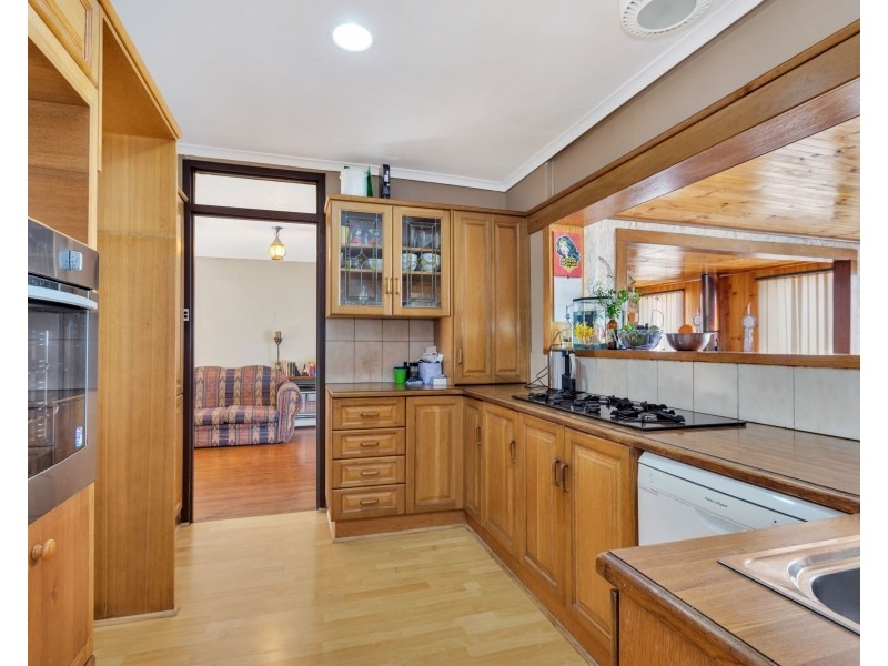 1 Naturi Court, Ridgehaven SA 5097