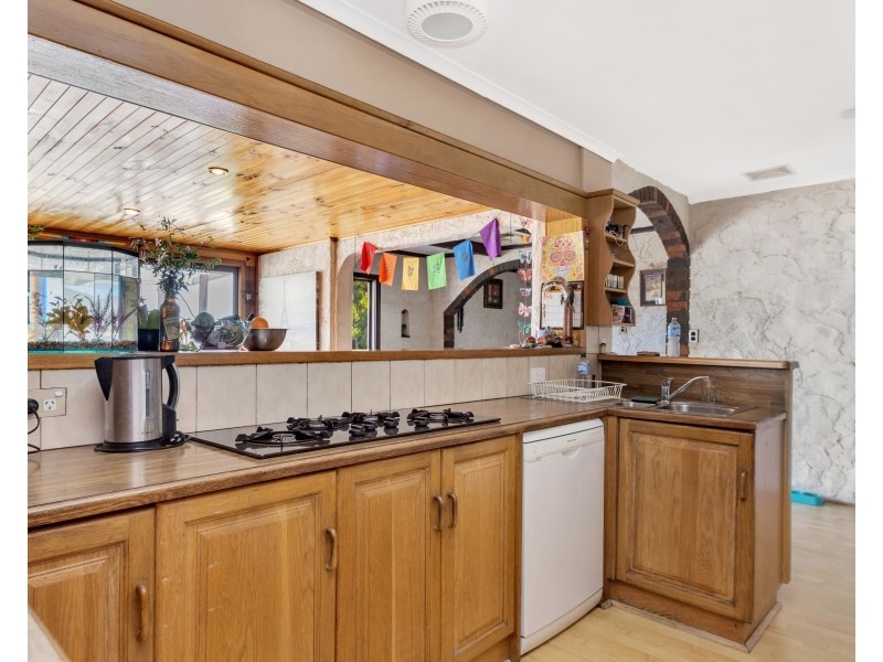 1 Naturi Court, Ridgehaven SA 5097