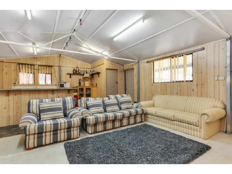 2 Manx Court, Paralowie SA 5108