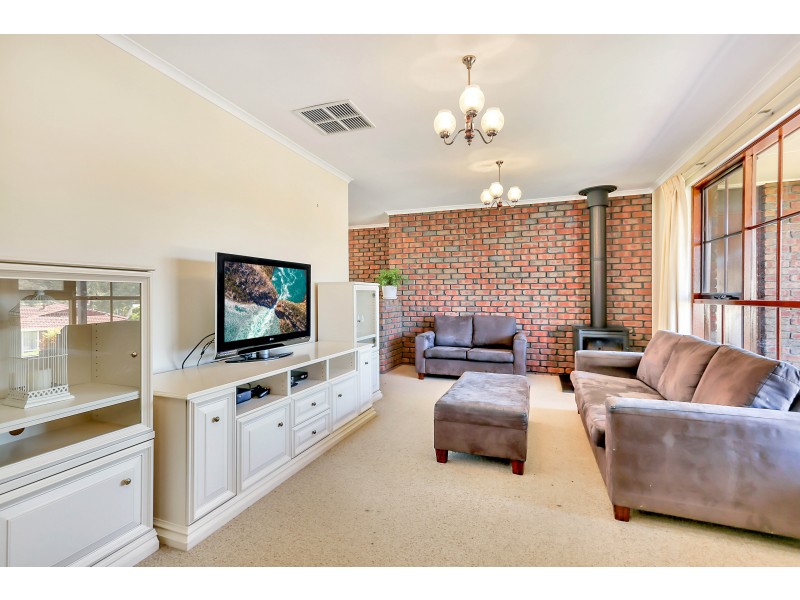 4 Finch Court, Modbury Heights SA 5092