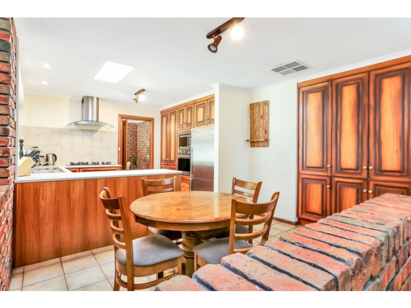 4 Finch Court, Modbury Heights SA 5092