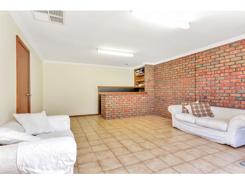 4 Finch Court, Modbury Heights SA 5092