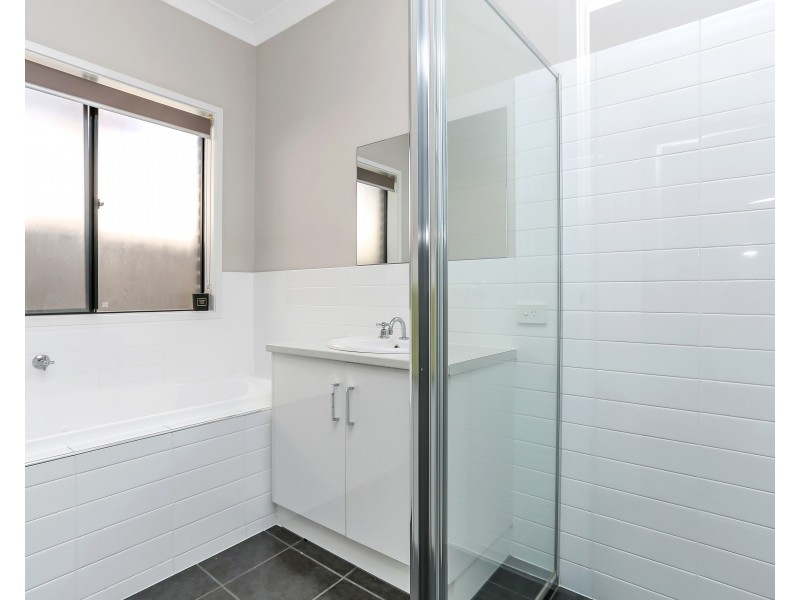 42 Settlers Hill Drive, Golden Grove SA 5125